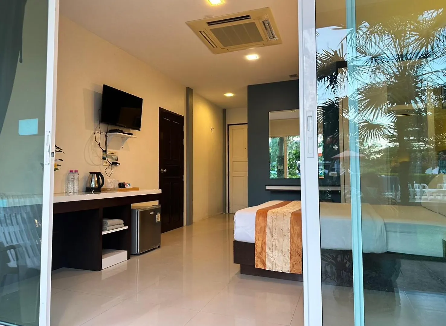 אתר נופש Gypsy Sea View Resort- Phi Phi Island