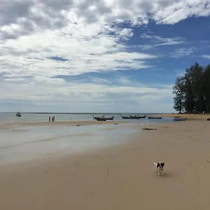 Nice Nap Pensión Nai Yang Beach